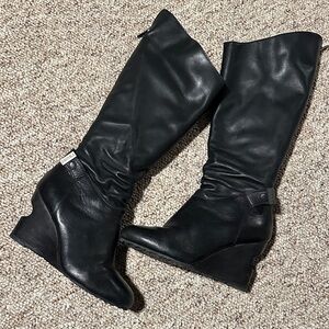 Tsubo Black Leather Wedge Knee High  Boots - Size 6.5